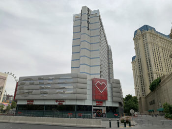 The Horseshoe Las Vegas was formerly Bally's and is in the Middle of the Las Vegas Strip and is a Las Vegas Pet Friendly Hotel