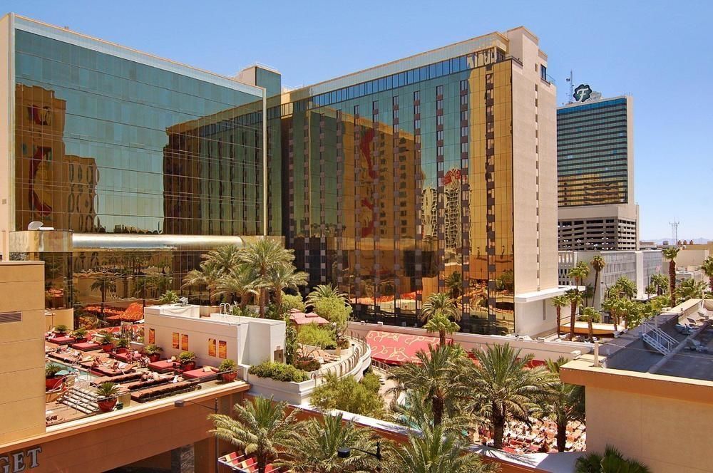 best Vegas hotel deals